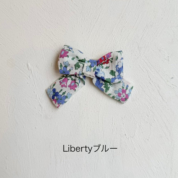 リボンヘアクリップ