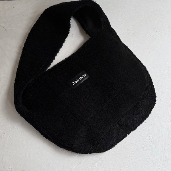 リバーシブルムートンボアスリング