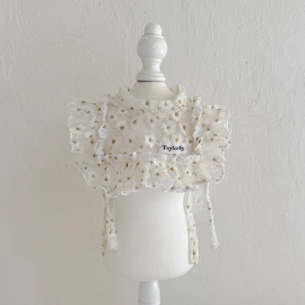 フリルスクエアベスト (フラワー刺繍チュール)