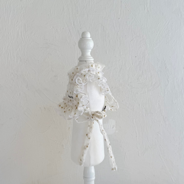 フリルスクエアベスト (フラワー刺繍チュール)