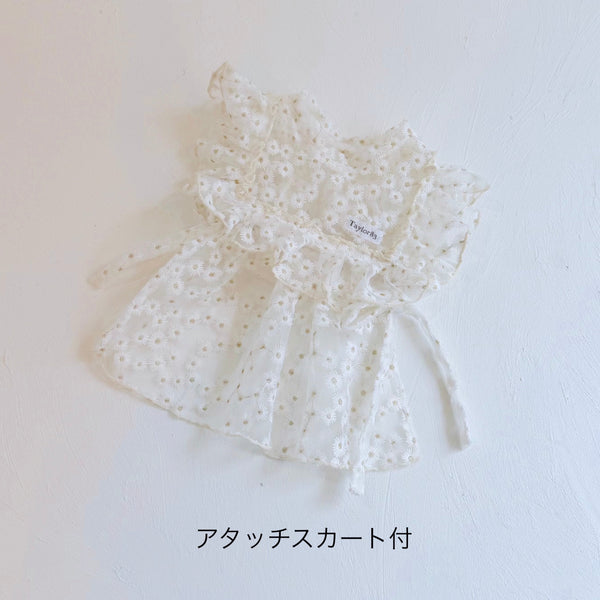 フリルスクエアベスト (フラワー刺繍チュール)